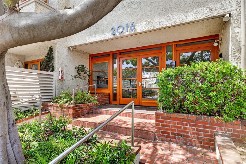 1699 Calliandra Road Carlsbad, CA 92011